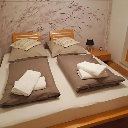 Alpina Apartmán *